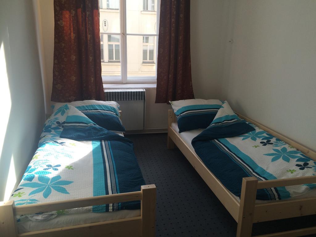 Hostel Opletalova Praag Buitenkant foto